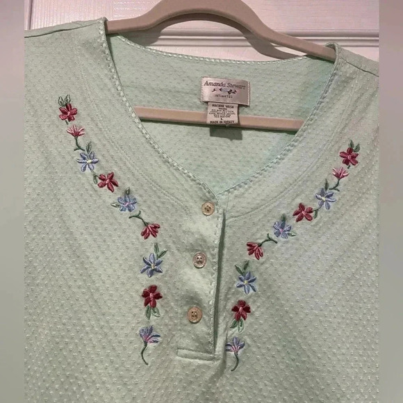 Amanda Stewart Green Floral Embroidered V Neck Short Sleeve Sleep Top Size L - Picture 4 of 11